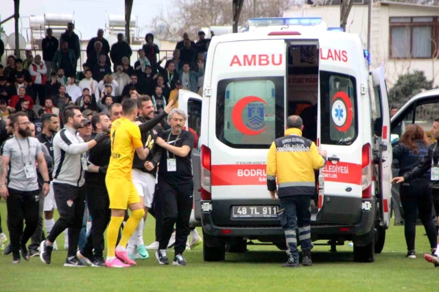 Bodrum FK-Eyüpspor maçında çıkan olaylarda Arda Turan'a yabancı madde isabet etti