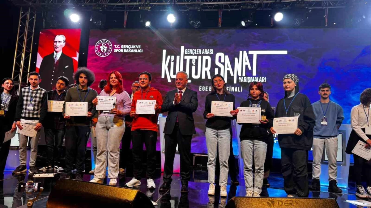 Gençler Arası Kültür Sanat Yarışmaları Ege Bölge Finali Manisa\'da Gerçekleşti
