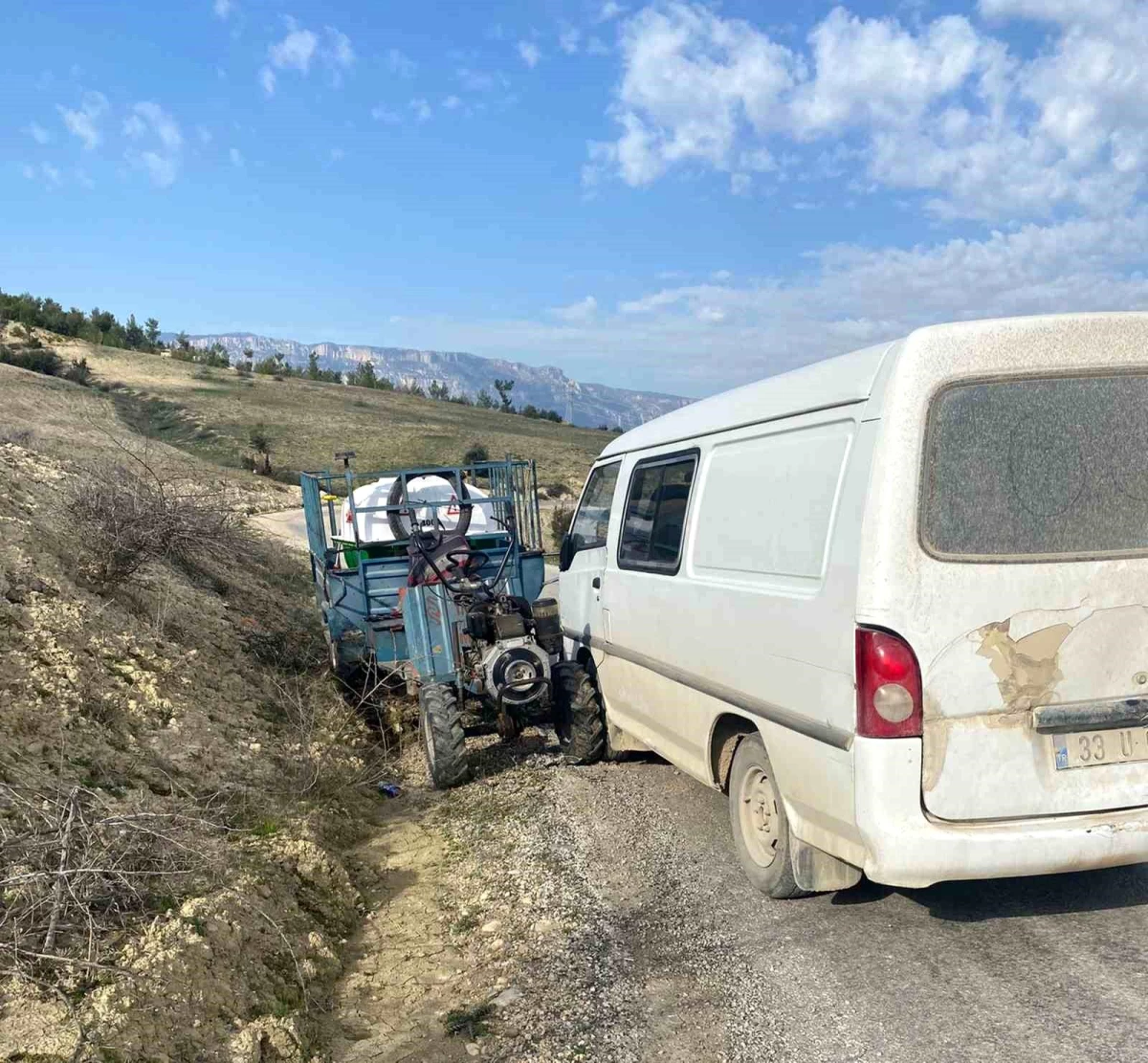 Mersin\'de trafik kazasında 2 kişi yaralandı