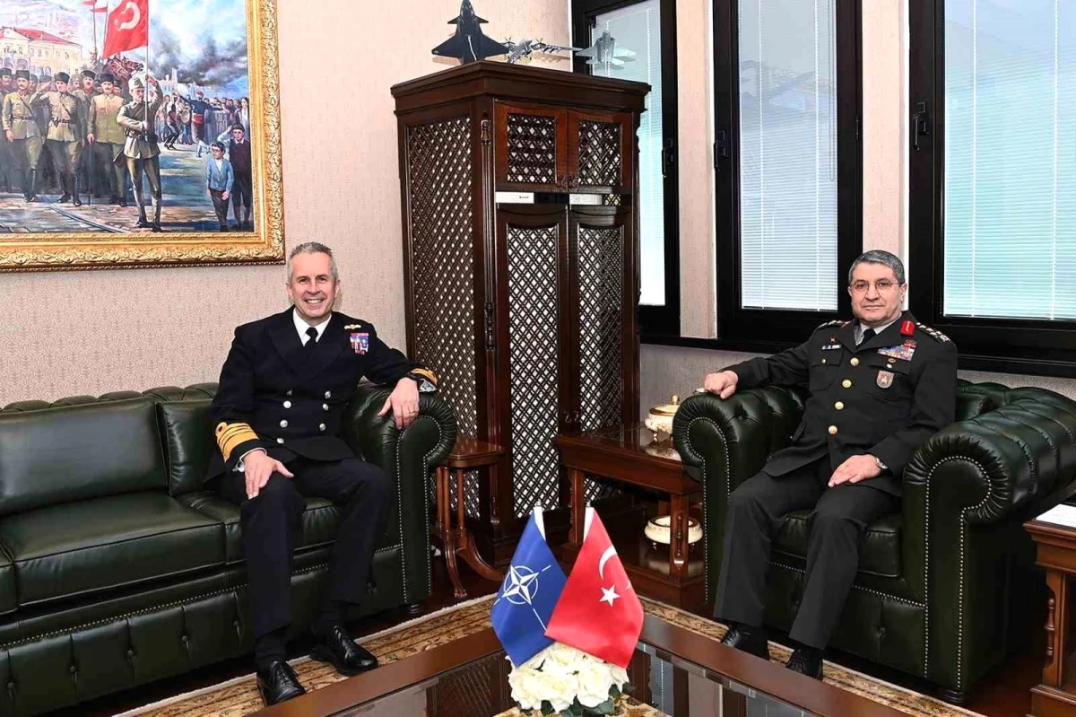 Avrupa Müttefik Kuvvetleri Yüksek Komutan Yardımcısı Orgeneral Bayraktaroğlu\'nu ziyaret etti
