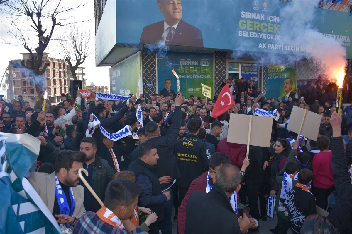 Şırnak\'ta Gençler Mehmet Yarka\'ya Destek Yürüyüşü Gerçekleştirdi