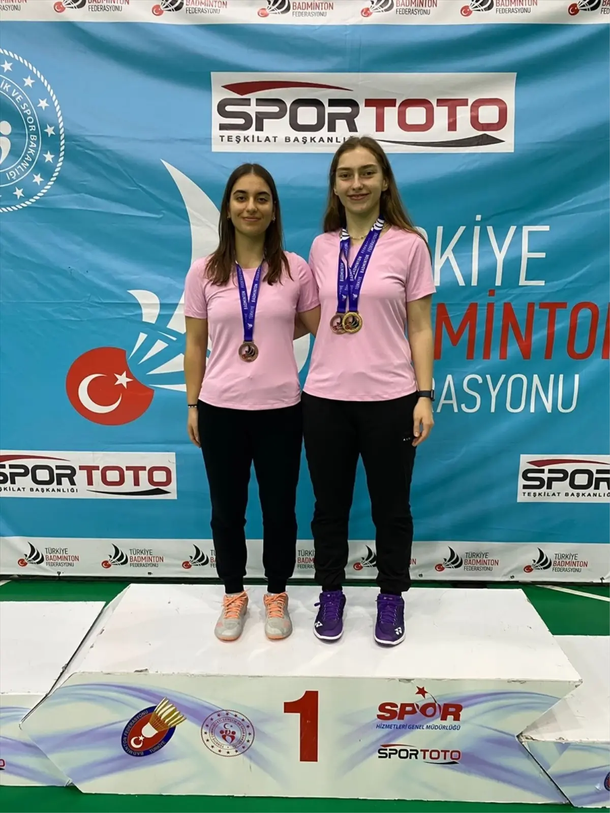 Tekirdağlı sporcular Sinem Yıldız ve Ece Mert milli takıma katılmaya hak kazandı