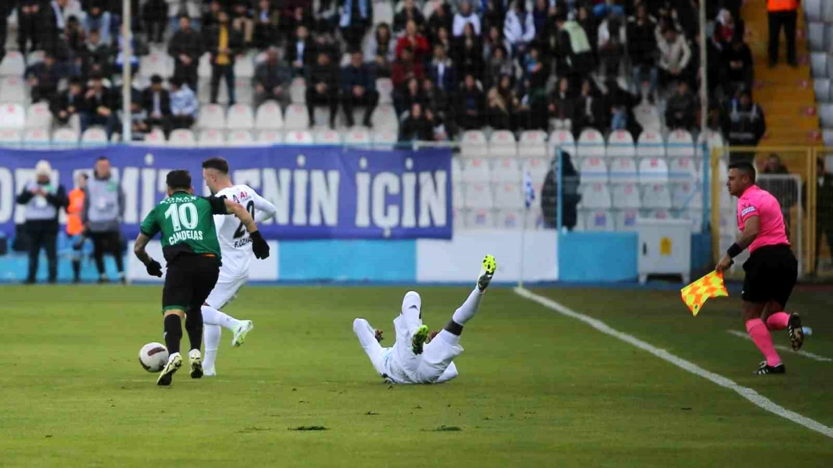Erzurumspor FK ile Kocaelispor Berabere Kaldı