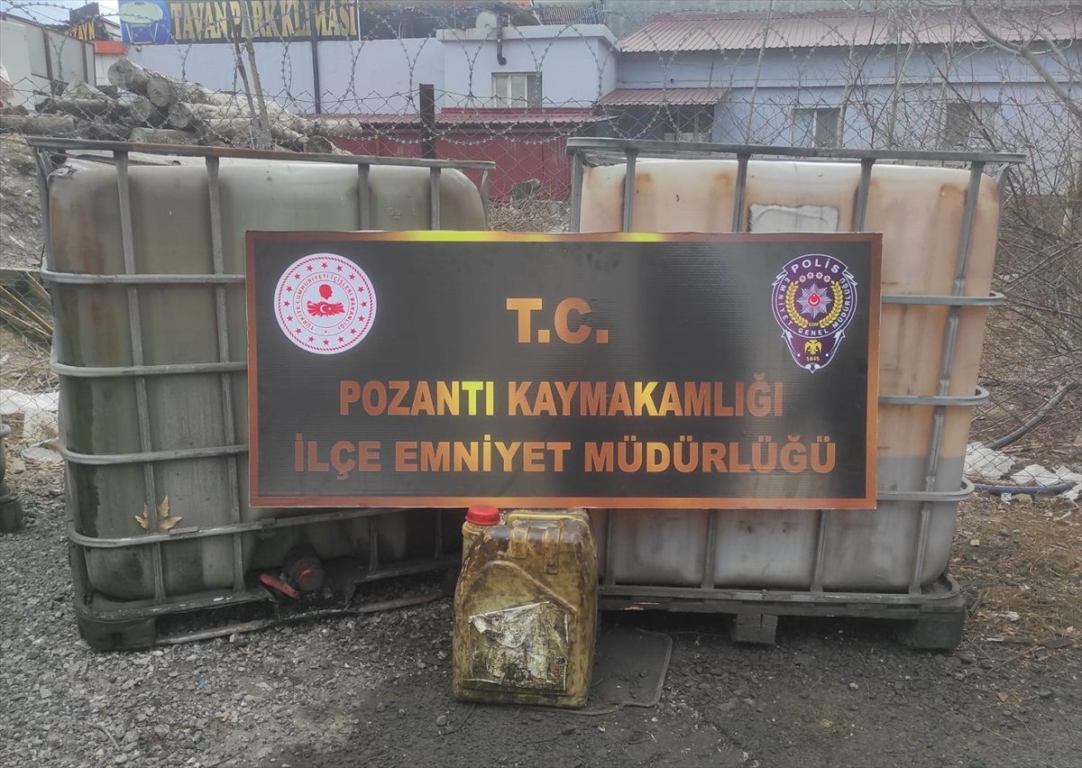 Adana\'da Bin Litre Kaçak Akaryakıt Ele Geçirildi, 2 Şüpheli Gözaltına Alındı