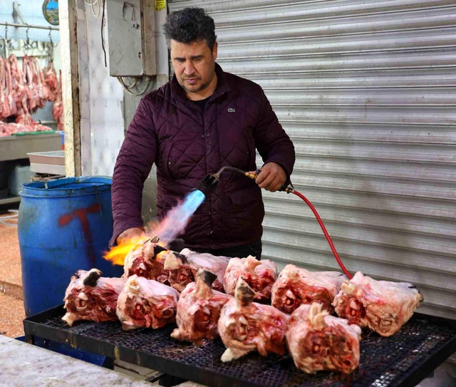 Bir zamanlar çöpe atılıyordu! Kilosu 50 lira olan koyun kulağı Adana'da yok satıyor Bir zamanlar çöpe atılıyordu! Kilosu 50 lira olan koyun kulağı Adana'da yok satıyor