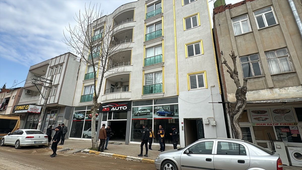 Adıyaman\'da bir binadaki asansörde yaşlı adam ölü bulundu