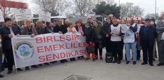 Emekliler İstanbul Kartal Meydanı'nda Taleplerini Sıraladı