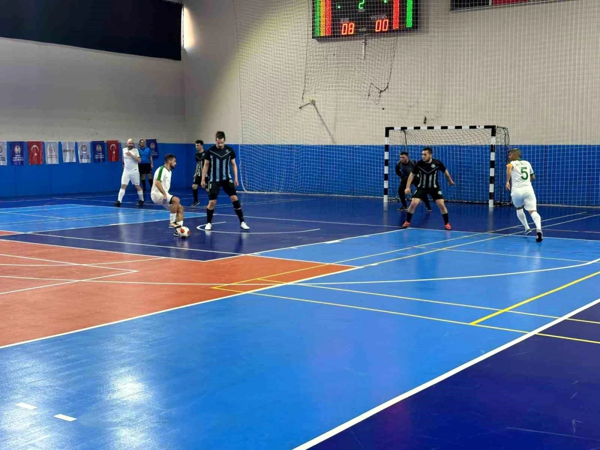 B2-B3 Futsal Az Görenler 1. Lig 1. Devre Müsabakaları Başladı