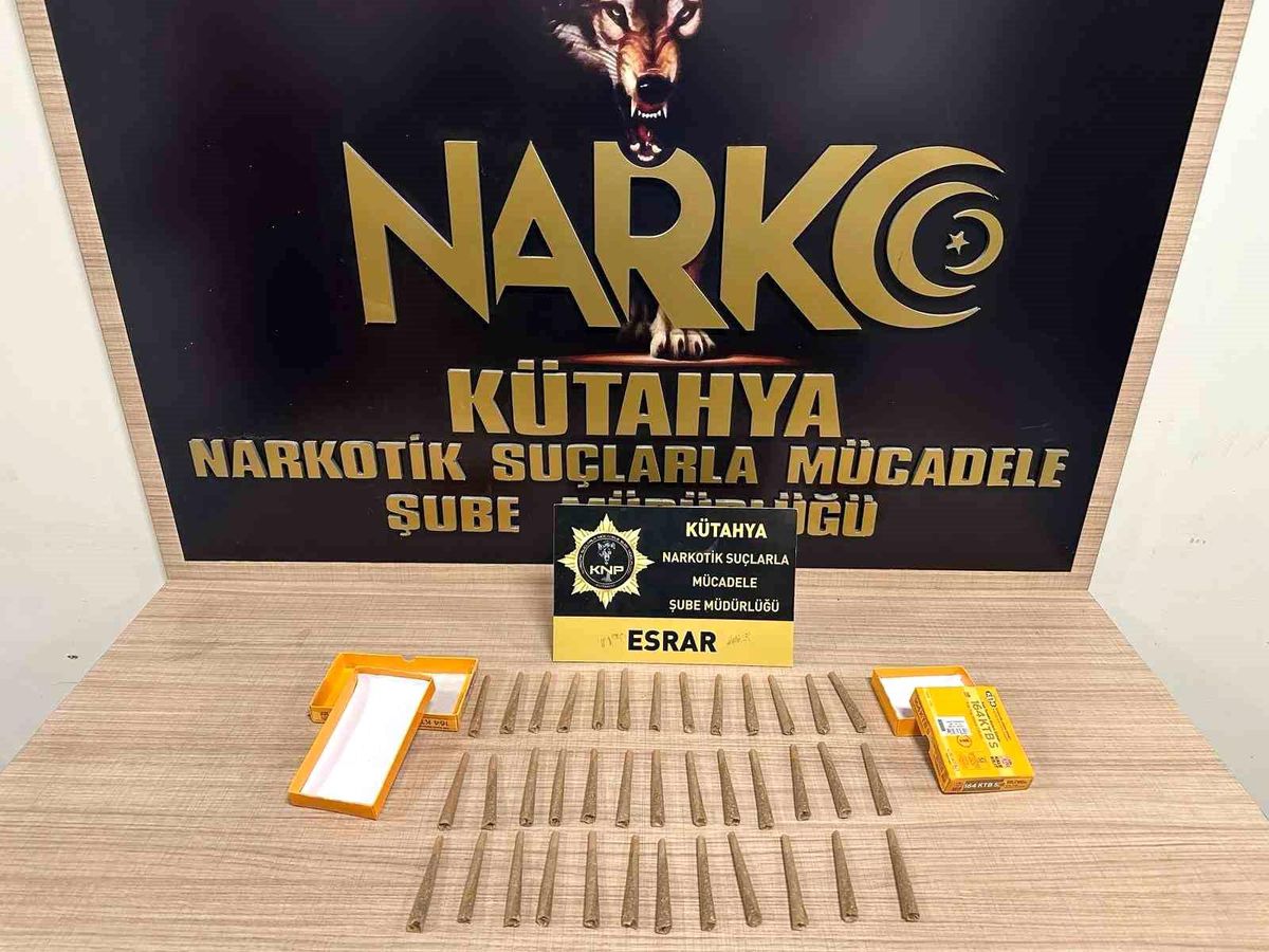 Kütahya\'da Durdurulan Araçta 59,08 Gram Esrar Ele Geçirildi