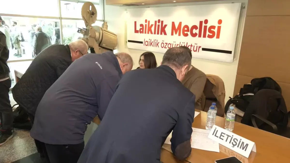 Laiklik Meclisi 3 Mart\'ı Yüzüncü Yılında Laiklik Günü Olarak Kutladı