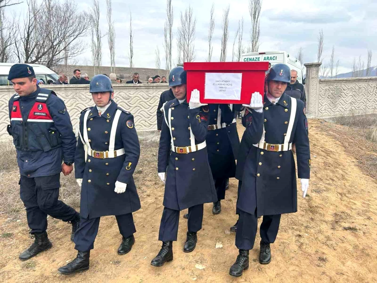 Tomarzalı Emekli Gazi Jandarma Astsubay Hacı Atabay\'ın Vefatı