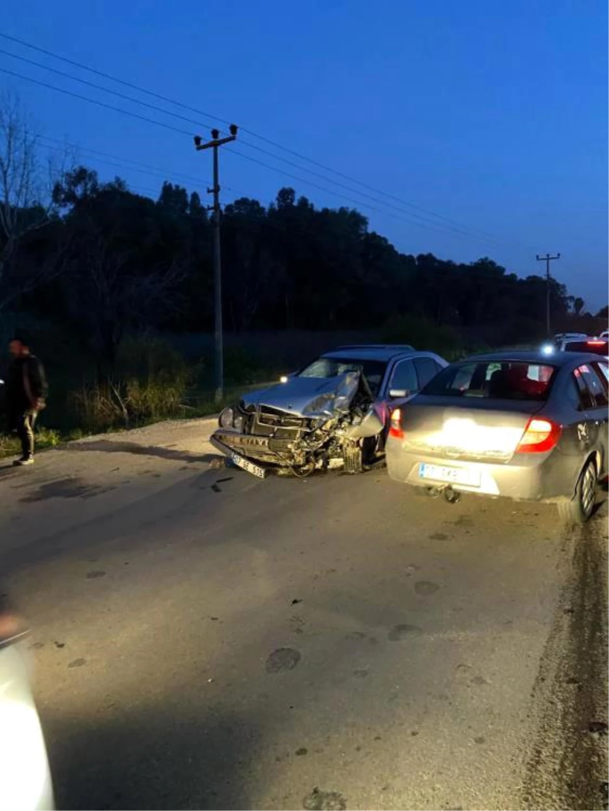 Antalya\'da trafik kazasında motosiklet sürücüsü hayatını kaybetti