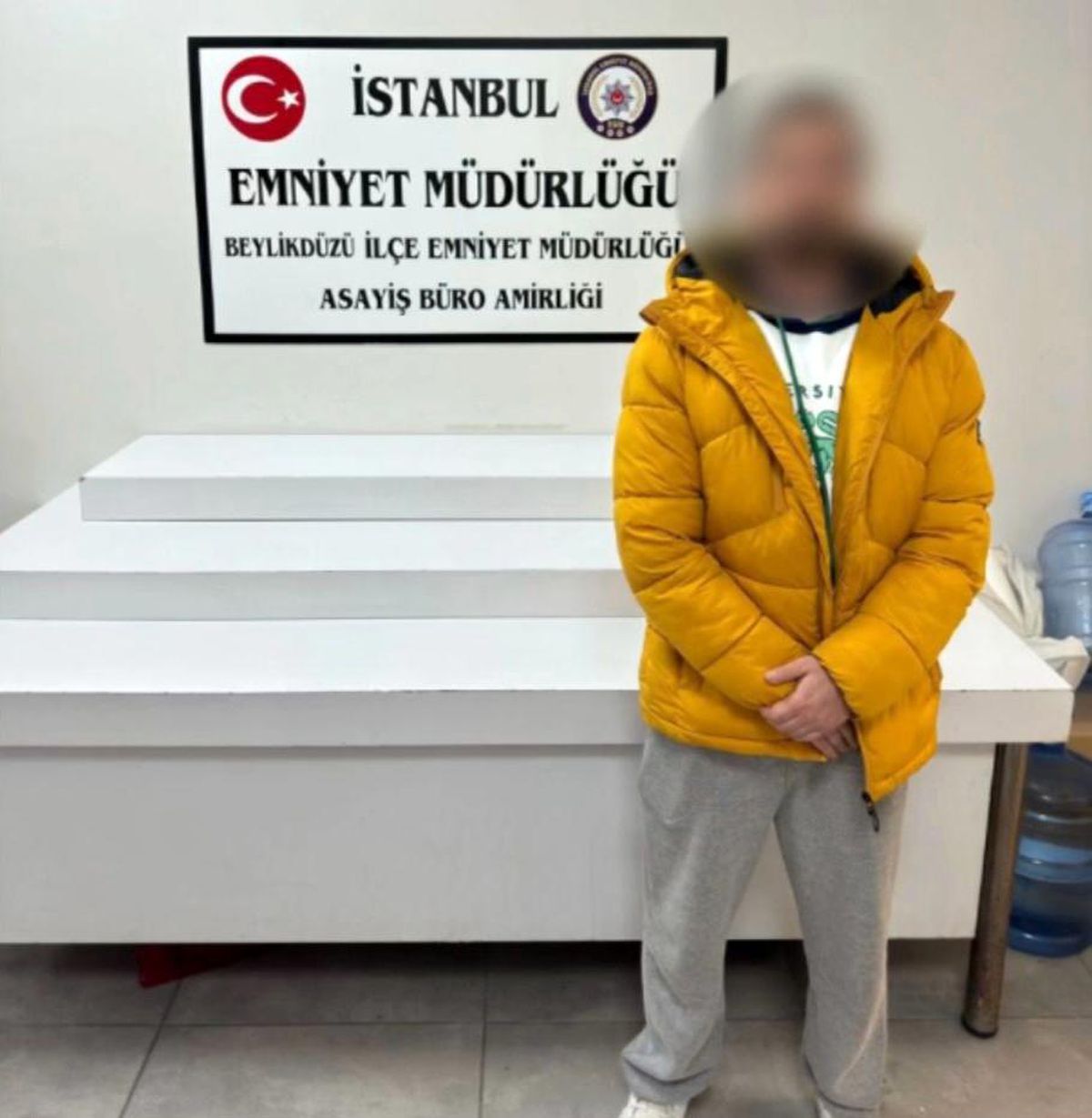 Beylikdüzü\'nde Bir İşyeri Kurşunlandı, Şahıs Yakalandı
