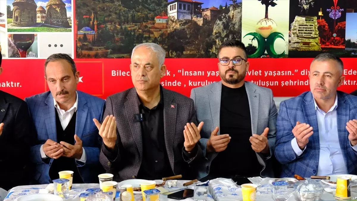 AK Parti\'nin Bilecik Belediye Başkan Adayı Mustafa Yaman, Erzurumlular Derneği\'ni ziyaret etti