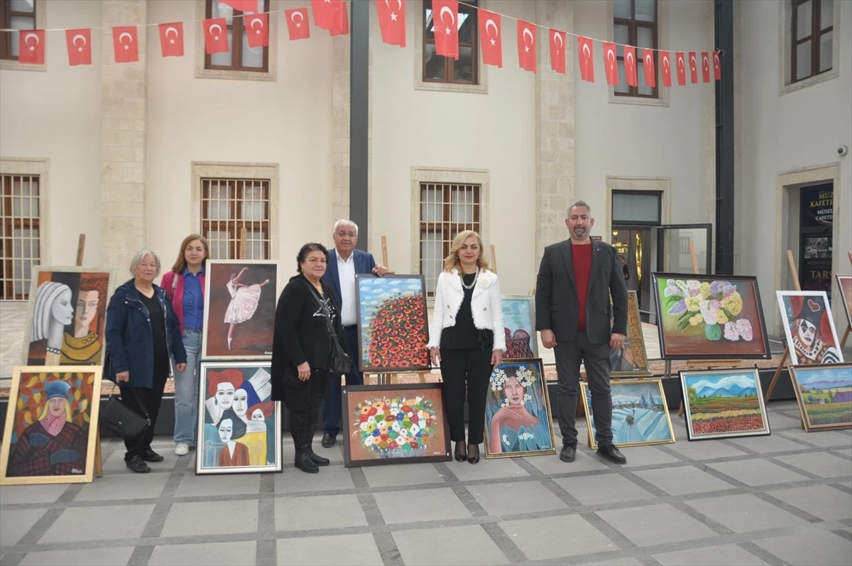Mersin\'de Engelli Çocuklara Destek İçin Resim Sergisi Açıldı