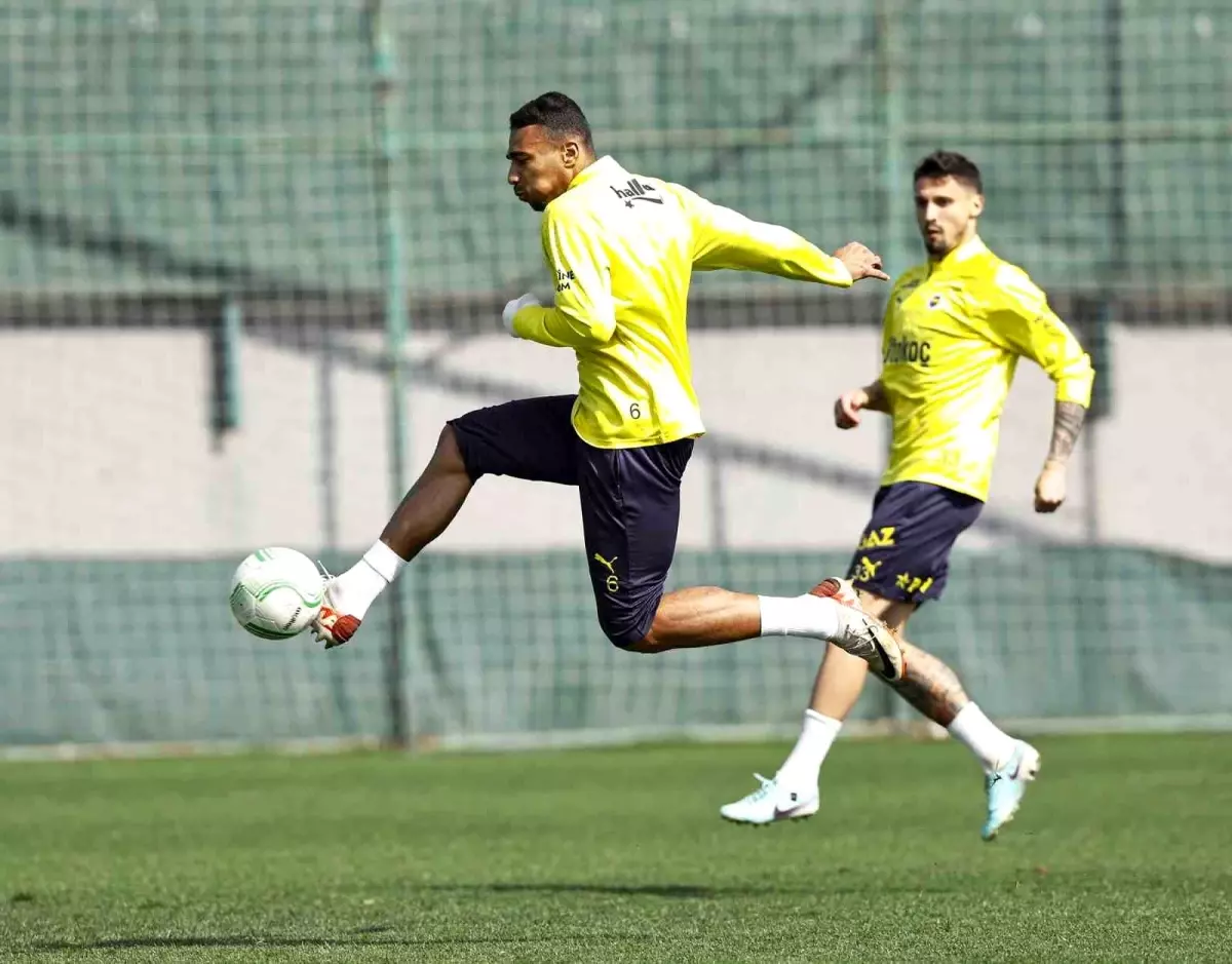 Fenerbahçe, Union Saint-Gilloise maçı hazırlıklarını sürdürdü