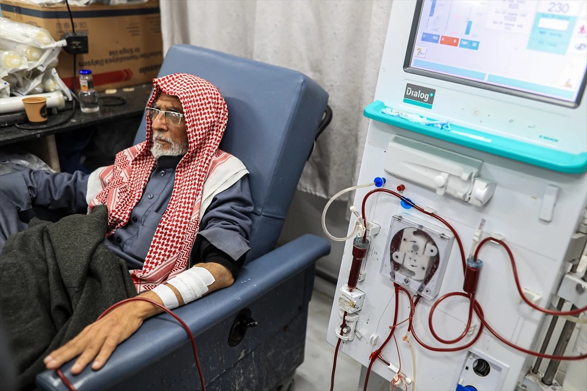 Gazze\'de İsrail Saldırıları Sonucu Böbrek Hastaları Ölümle Karşı Karşıya