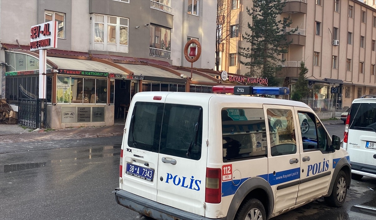 Kayseri\'de fırında çıkan silahlı kavgada 1 kişi hayatını kaybetti