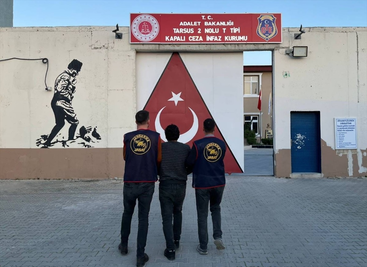 Mersin\'de aranan cezaevi firarisi çobanlık yaparken yakalandı