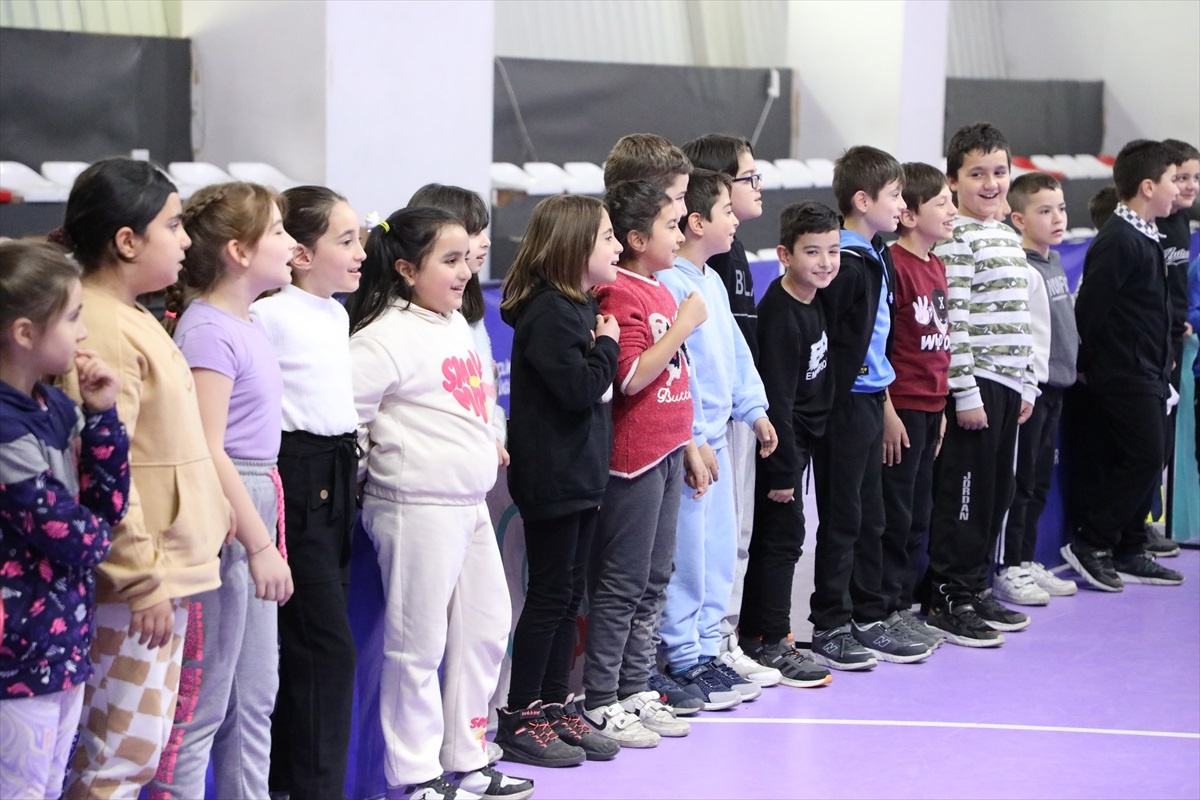 Sivas\'ta Anaokullarına Yönelik \'Haydi Anne Spora\' Şenliği Düzenlendi
