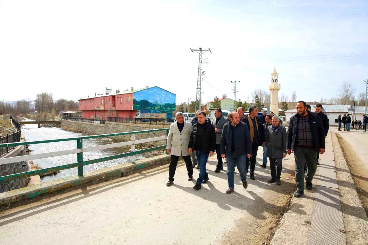 Bayburt Valisi Mustafa Eldivan, köy ziyaretlerine devam ediyor