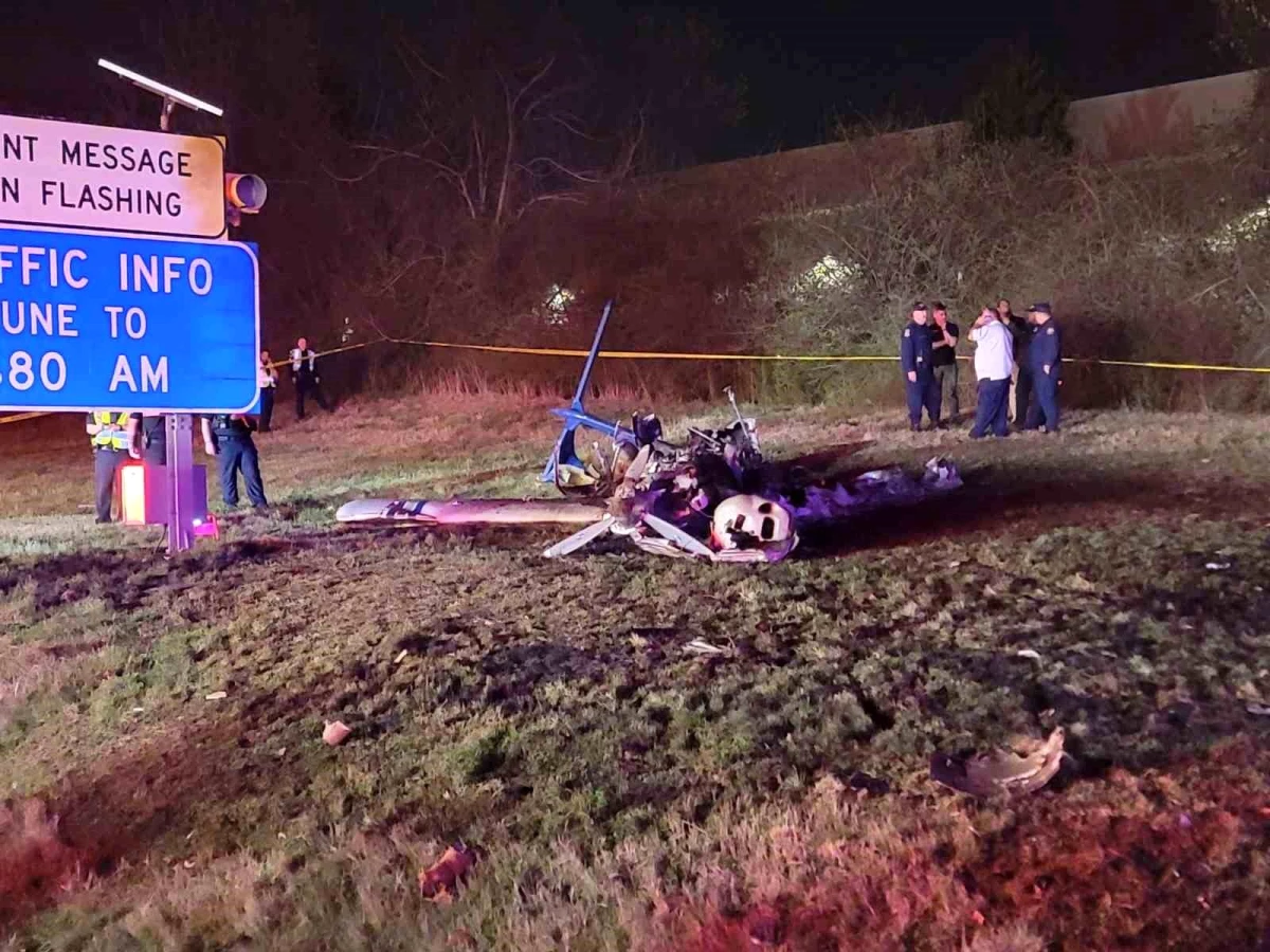 ABD\'de Tek Motorlu Uçak Kazası: 5 Kişi Hayatını Kaybetti