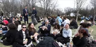 Ankara Üniversitesi Hamsi Festivali'nde Öğrenciler ve Akademisyenler Eğlendi