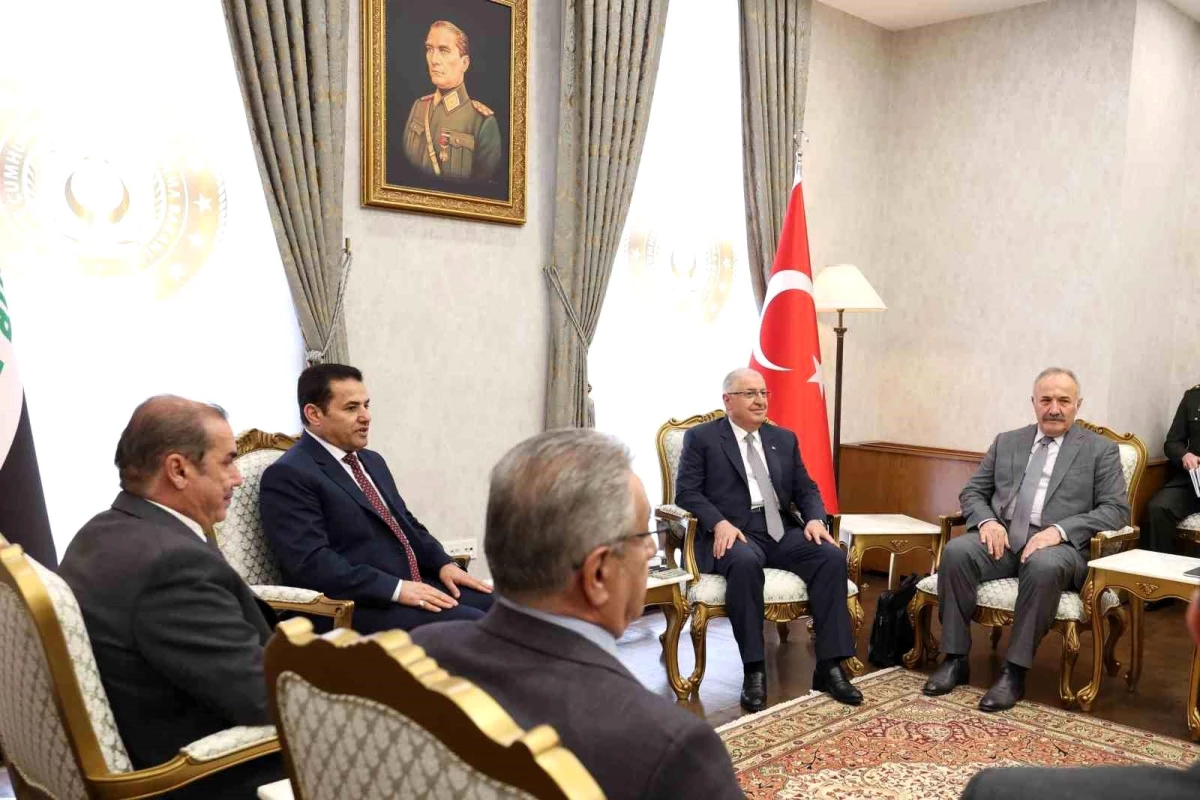 Milli Savunma Bakanı Yaşar Güler, Irak Ulusal Güvenlik Müsteşarı ile bir araya geldi