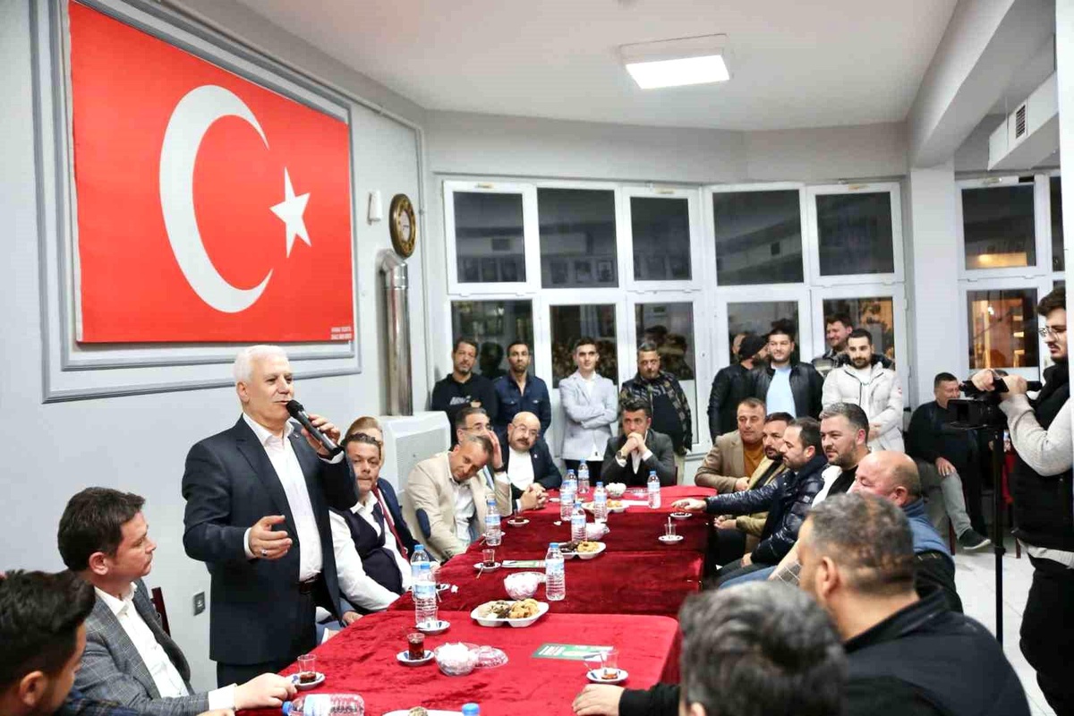 Bursa Büyükşehir Belediye Başkan Adayı Mustafa Bozbey, Demirtaş\'ı ziyaret etti