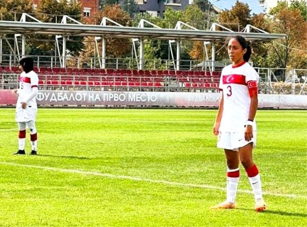 Denizli\'de yetişen Burcu Özsoy, U17 Kız Milli Takımı kadrosunda