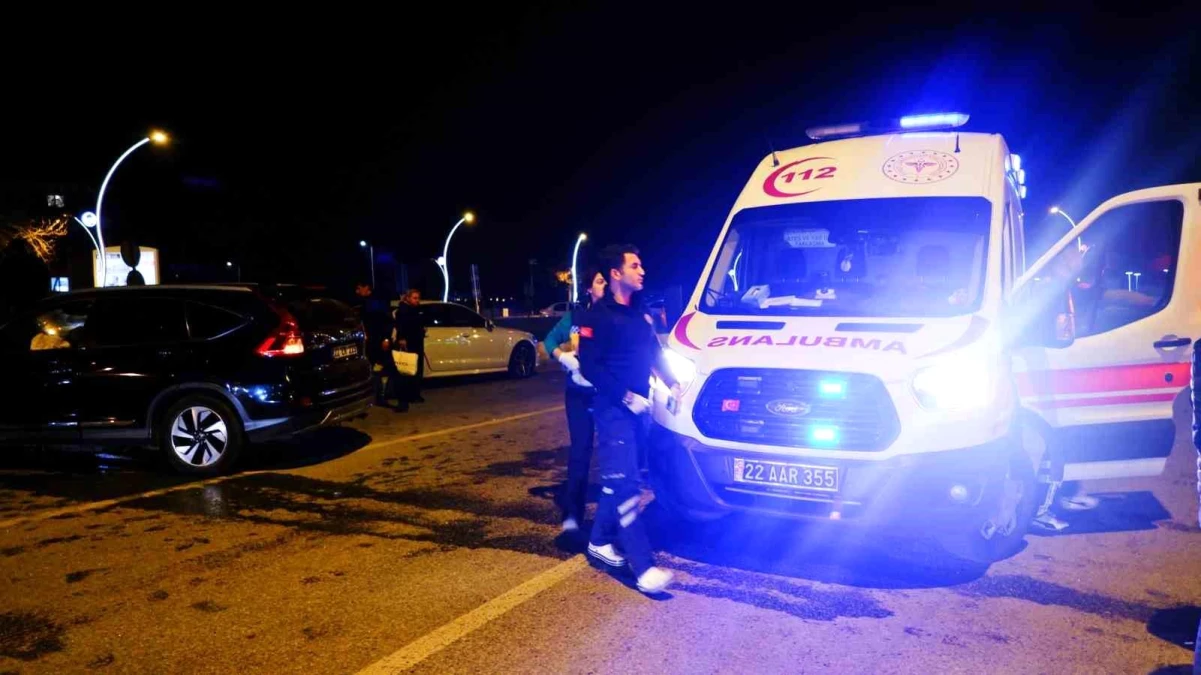 Edirne\'de Trafik Kazası: 2 Kişi Yaralandı