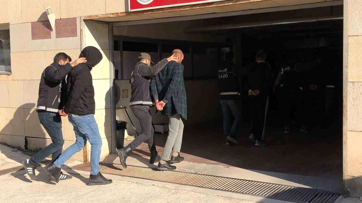 Elazığ\'da 24 Kilogram Eroin Ele Geçirildi, 3 Şüpheli Tutuklandı