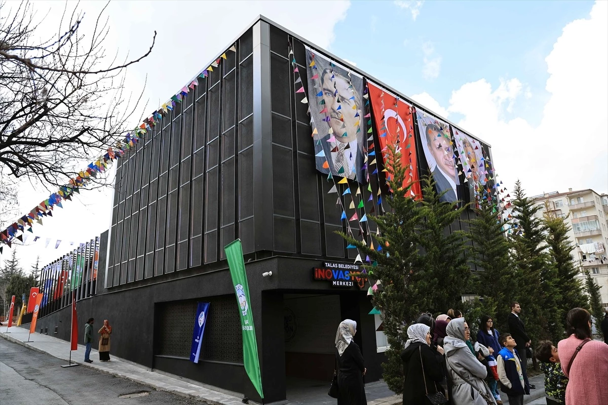 Kayseri\'de E-spor Arena ve İnovasyon Merkezi açıldı