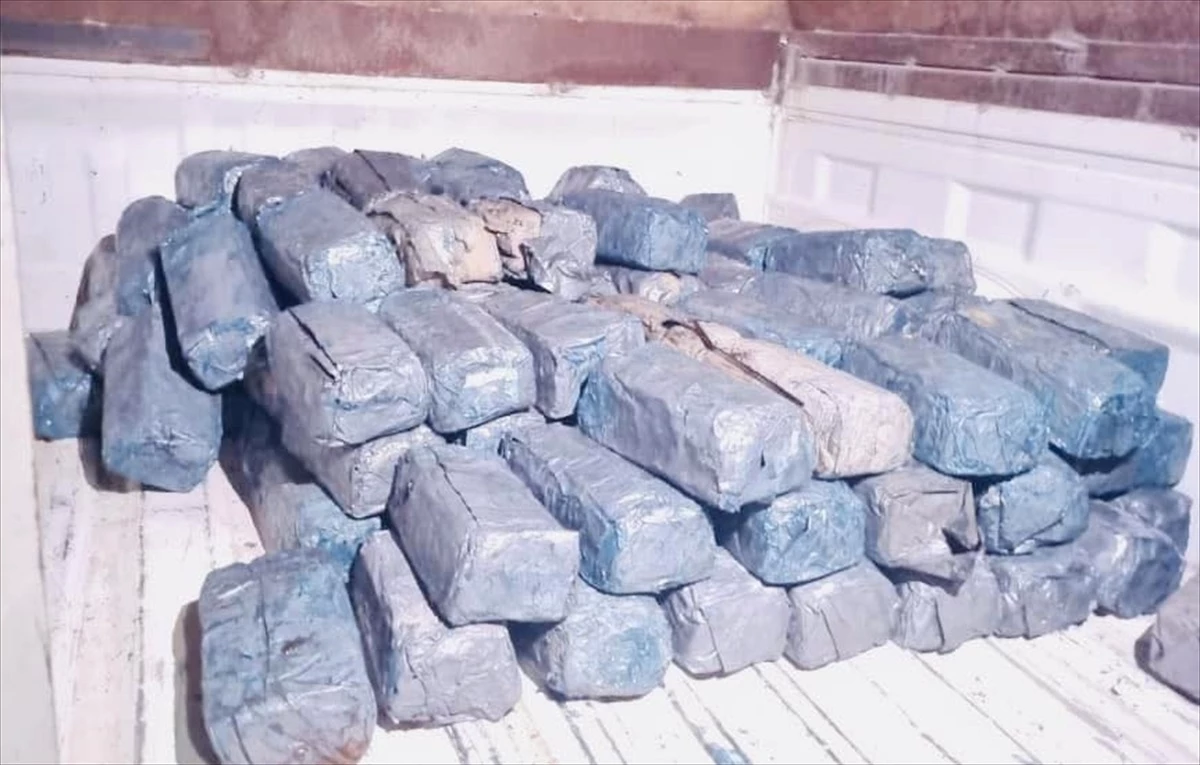 Libya\'da Tarihin En Yüksek Miktarında Kokain Ele Geçirildi