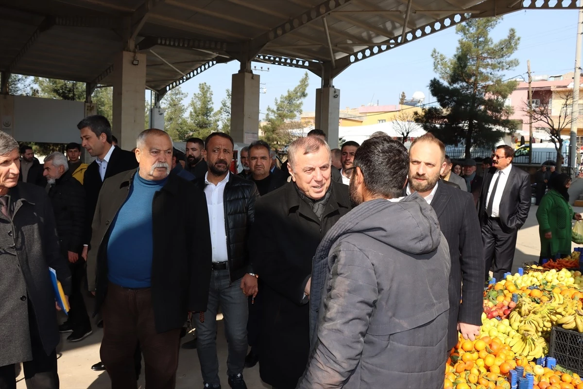 AK Parti Midyat Belediye Başkan Adayı Veysi Şahin, esnafı ziyaret etti