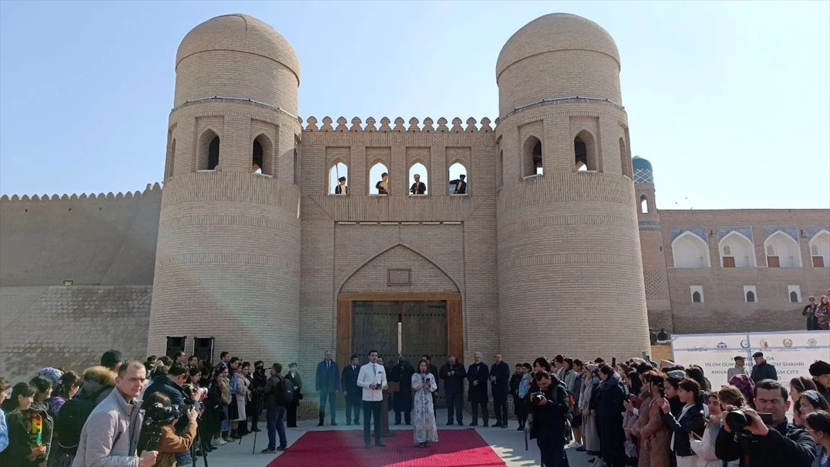 Özbekistan\'ın Hive Şehri, 2024 İslam Dünyası Turizm Başkenti Olarak Açıldı