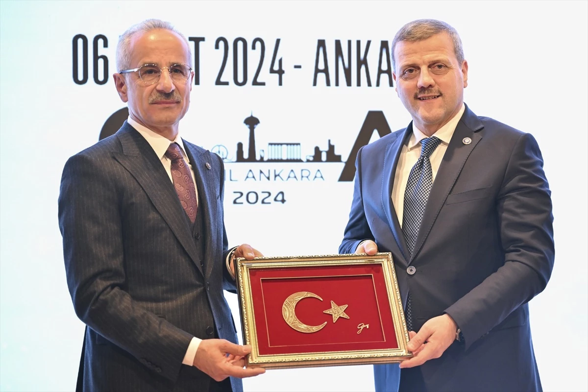 Ulaştırma ve Altyapı Bakanı Abdulkadir Uraloğlu, 5G\'ye 2026\'da geçileceğini belirtti