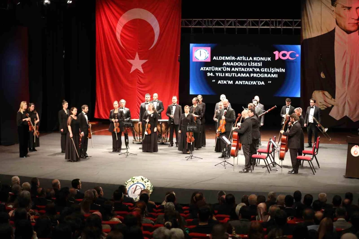 Atatürk\'ün Antalya\'ya Gelişinin 94. Yıl Dönümü Kutlandı