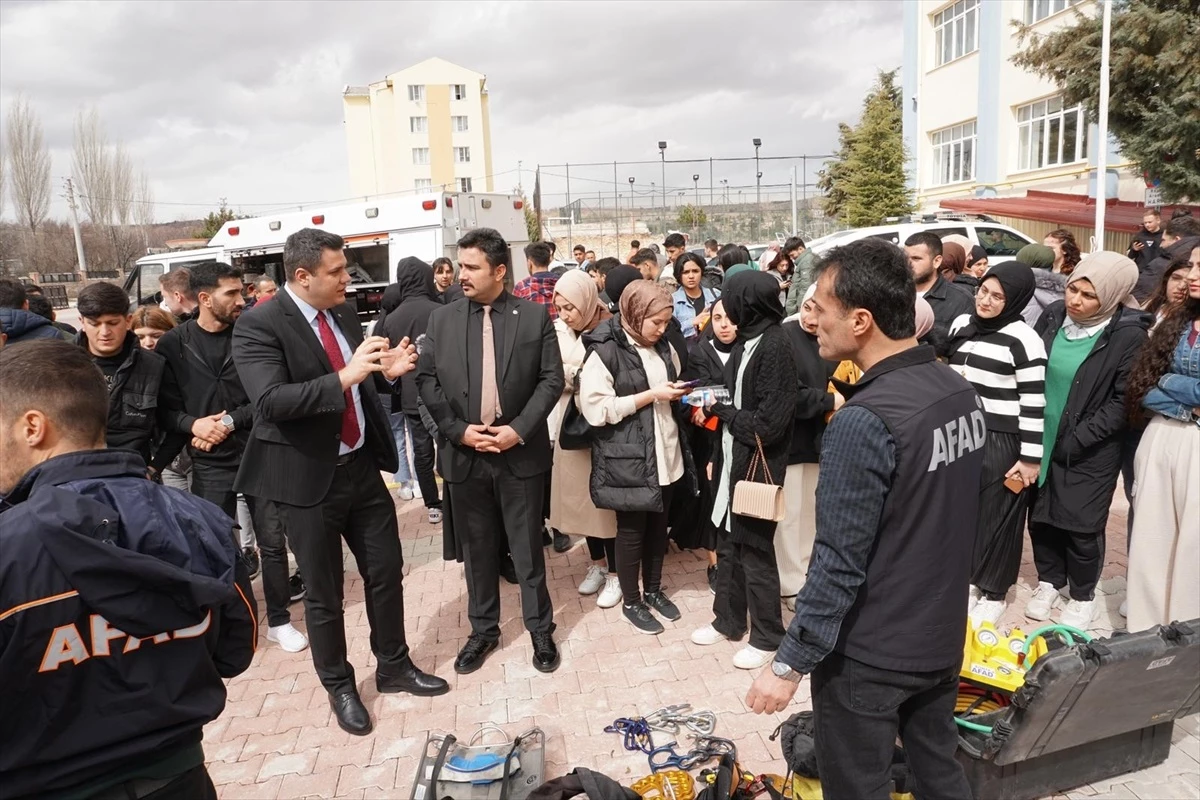 Konya Bozkır\'da Deprem Eğitimi Düzenlendi