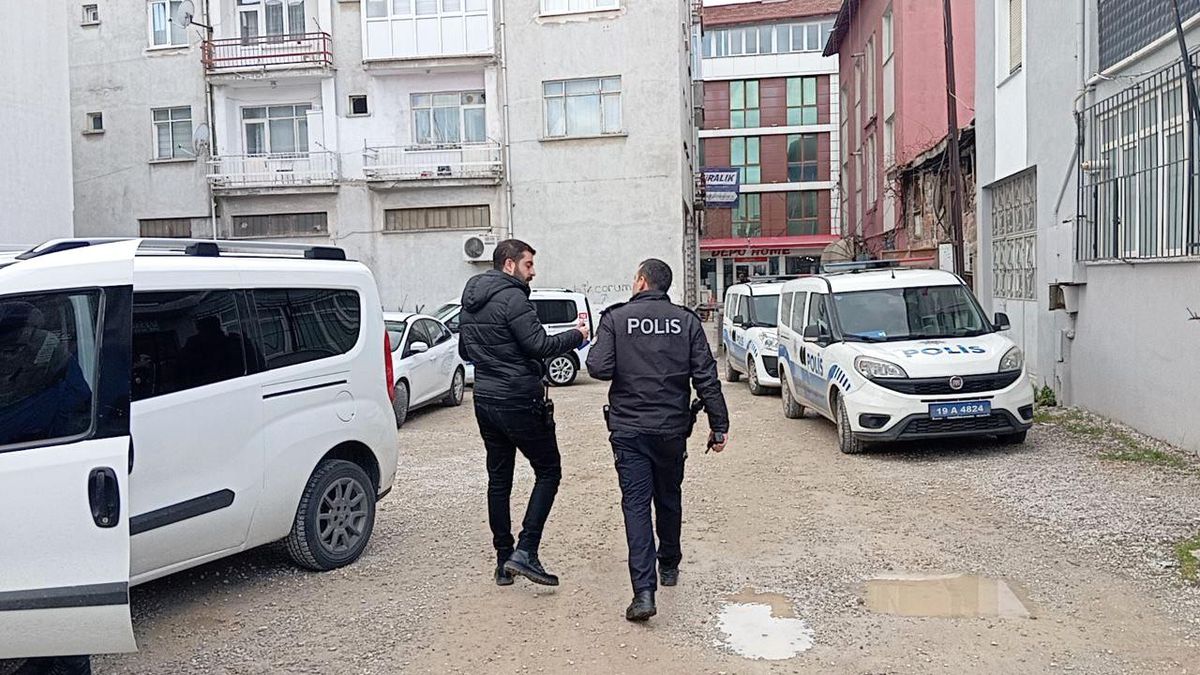 Çorum\'da Silahlı Kavga: 2 Kişi Yaralandı