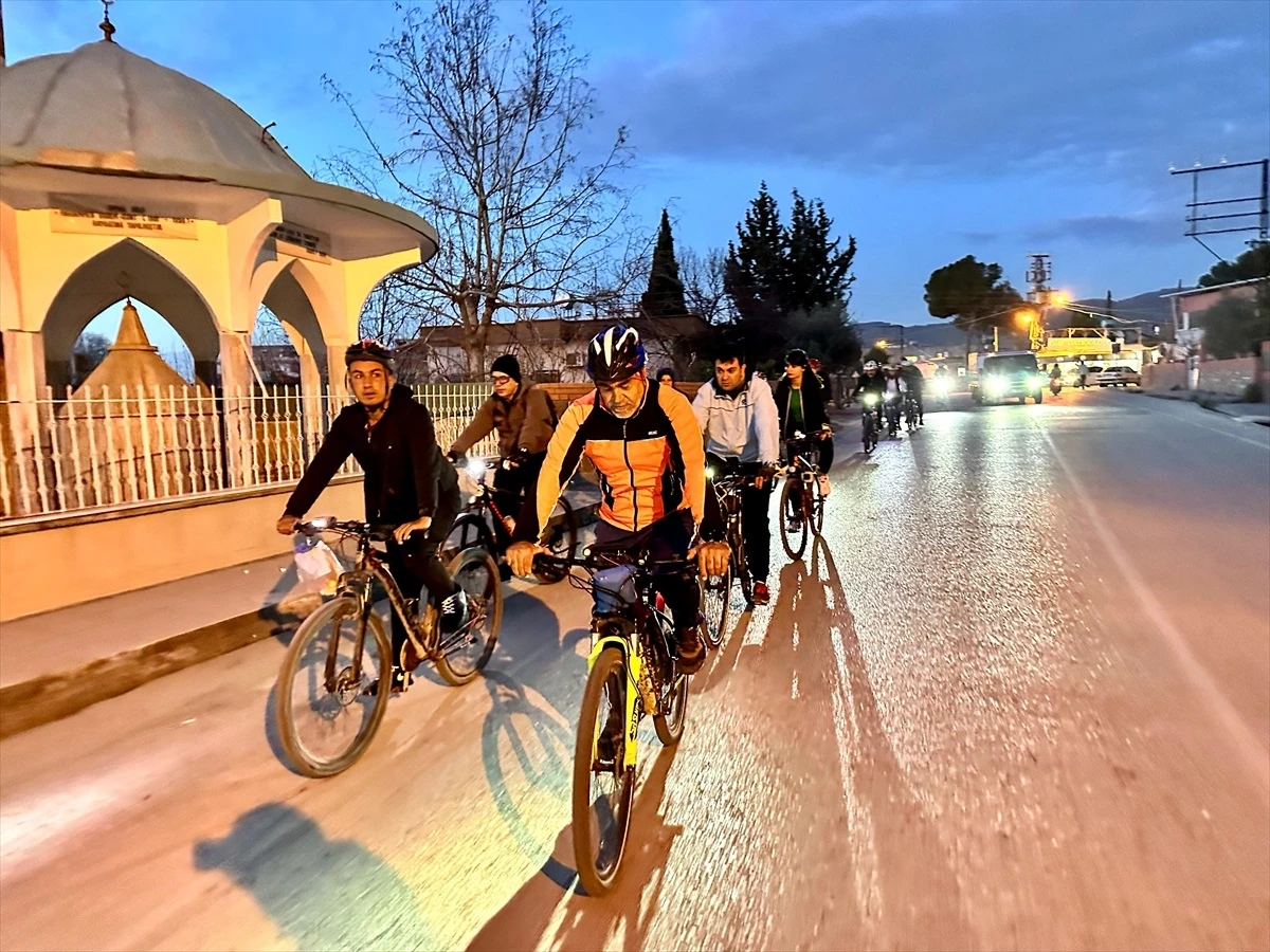 Erzin\'de Yeşilay Haftası kapsamında bisiklet turu düzenlendi