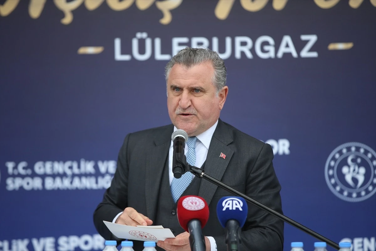Gençlik ve Spor Bakanı: Türkiye, 2024 Paris Olimpiyatları\'na doğru başarılı bir şekilde ilerliyor