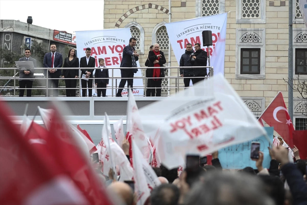 İmamoğlu, İstanbul Gönüllüleriyle Demokrasi Mücadelesine Destek Çağrısı Yaptı
