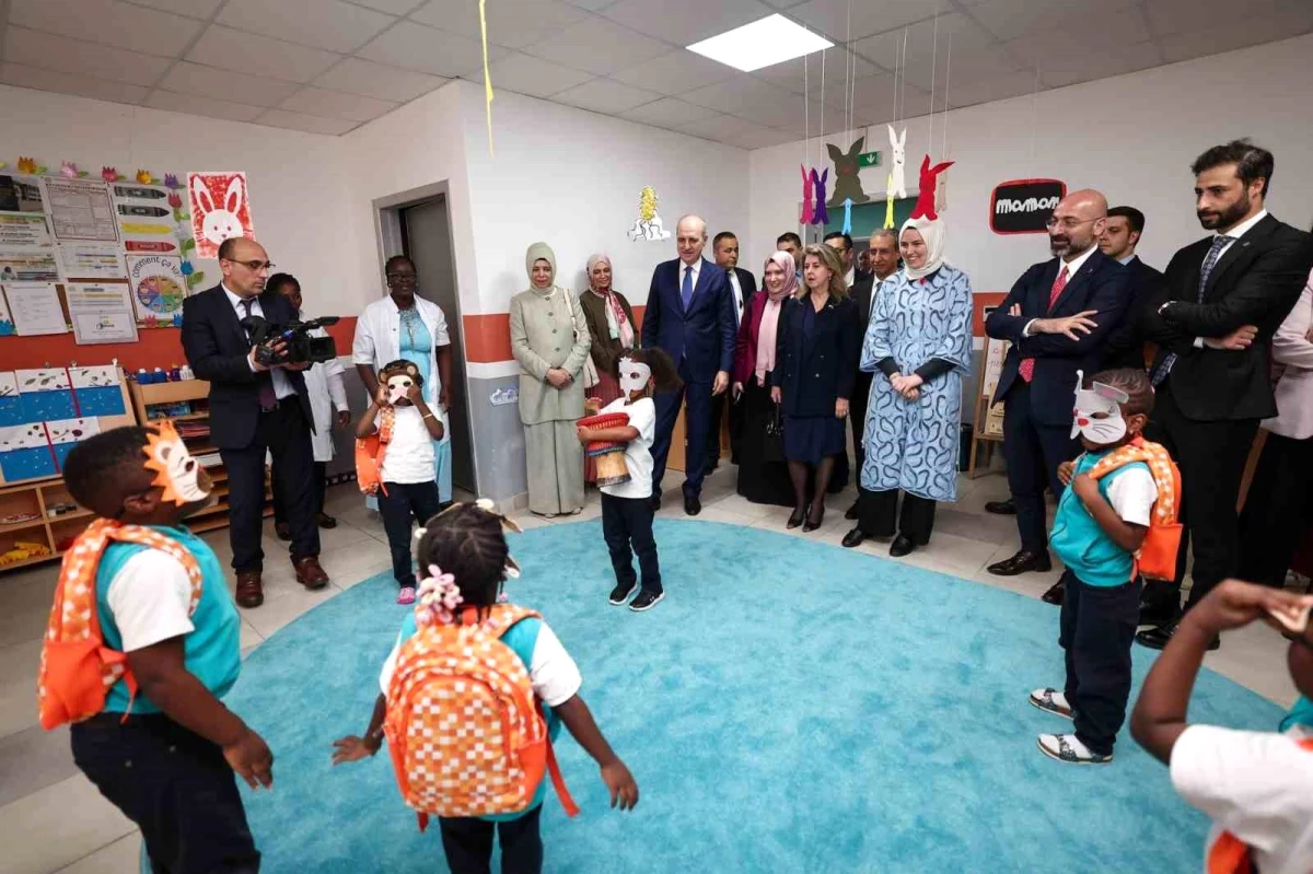 TBMM Başkanı Numan Kurtulmuş, Fildişi Sahili\'nde Türkiye Maarif Vakfı\'nın Uluslararası Maarif Okullarını ziyaret etti
