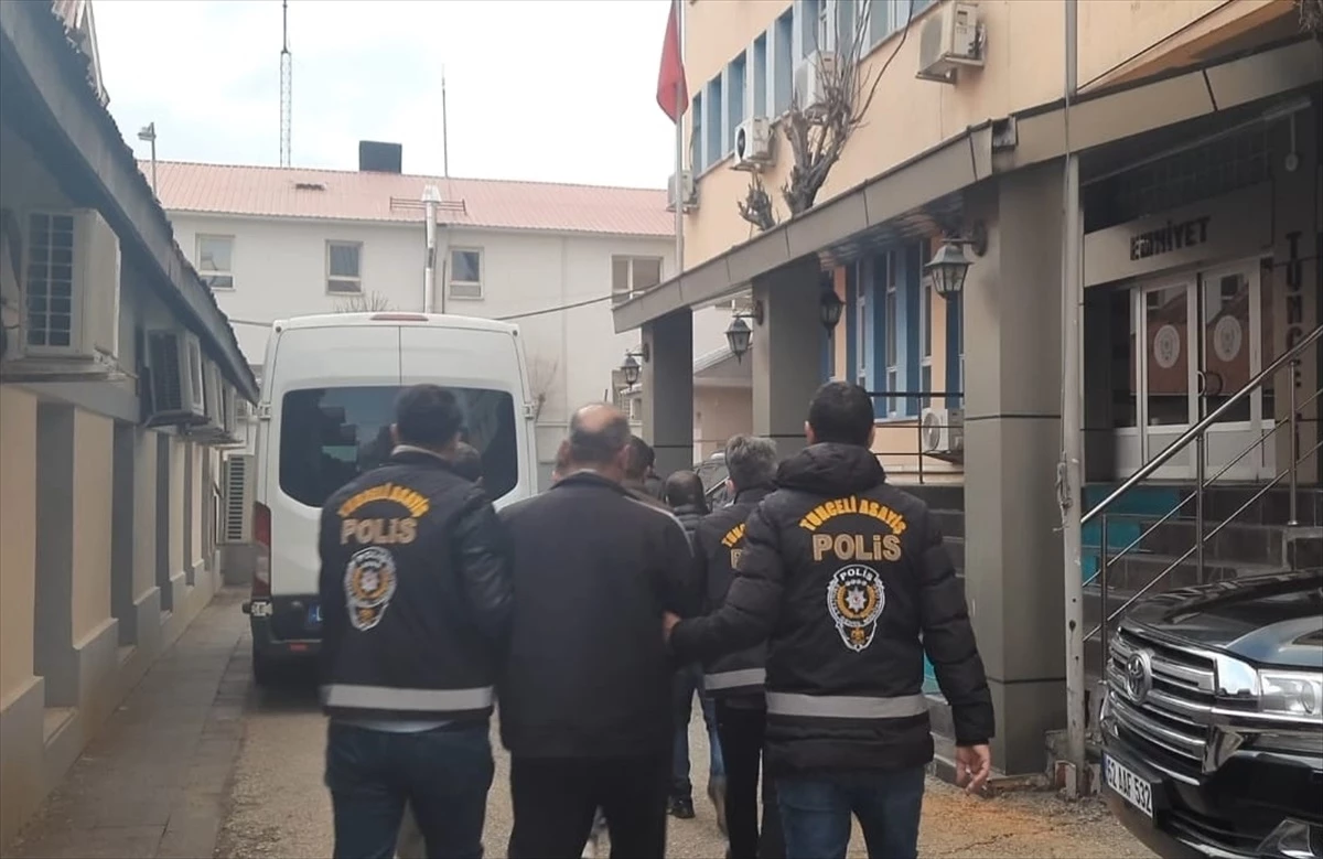 Tunceli\'de vize dolandırıcılığı operasyonunda 3 şüpheli tutuklandı