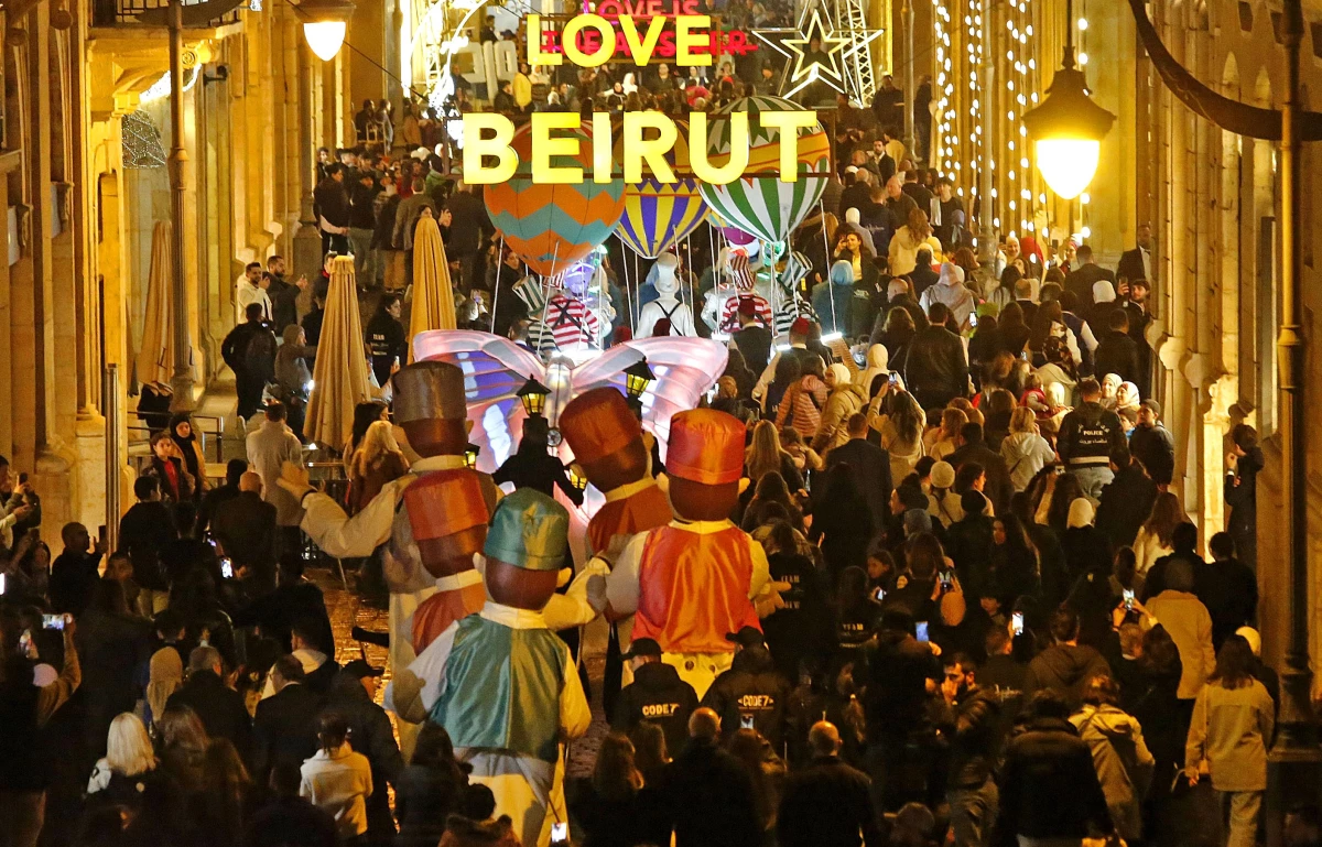 Beyrut\'ta Ramazan geçit töreni düzenlendi