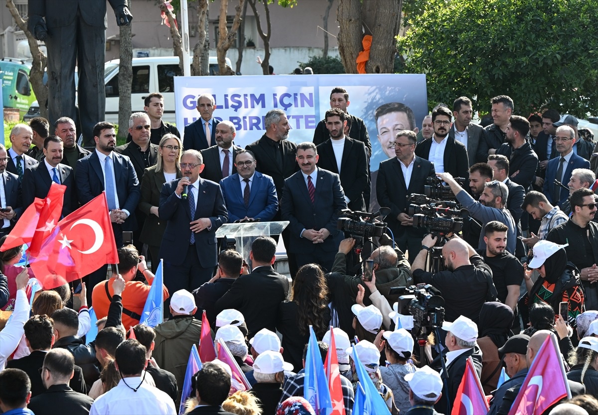 Çevre Bakanı: İzmir\'de 21 tane büyük deprem üretebilecek fay hattı var