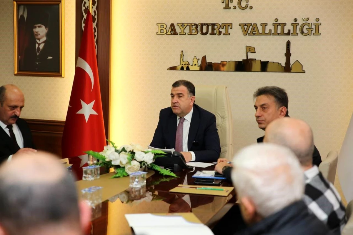Bayburt Valisi Mustafa Eldivan, Güvenlik Bilgilendirme Toplantısı\'nda açıklamalarda bulundu