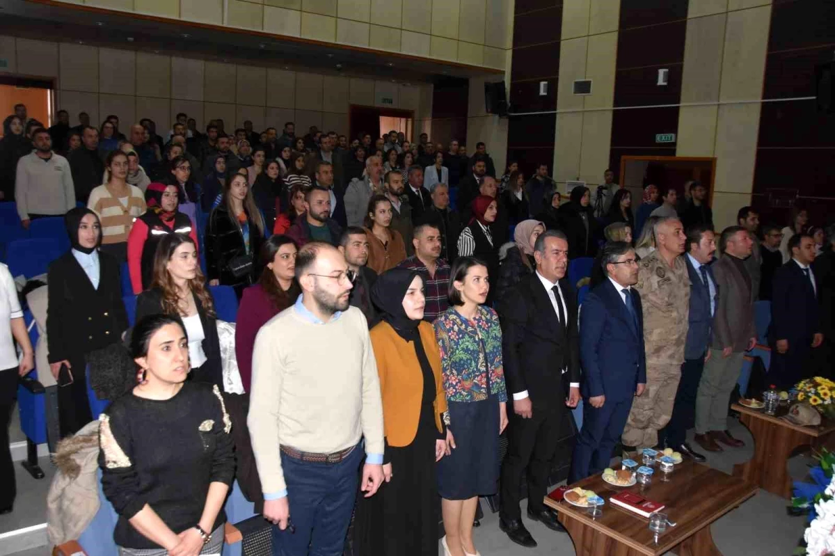 Bitlis İl Sağlık Müdürlüğü tarafından \'Çocuk İhmal ve İstismarı\' semineri düzenlendi