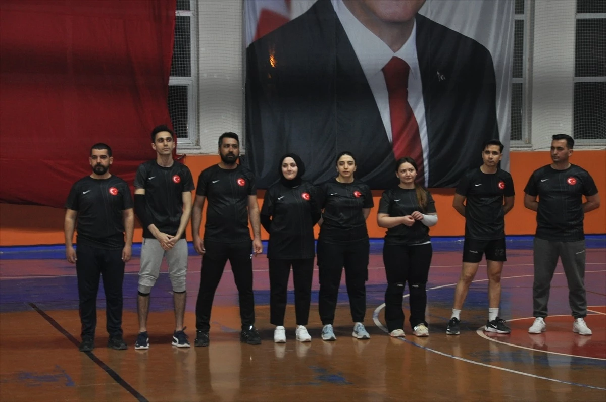 Bulanık Kaymakamlığı ve Gençlik ve Spor İlçe Müdürlüğü tarafından düzenlenen 4. Kurumlar Arası Voleybol Turnuvası sona erdi